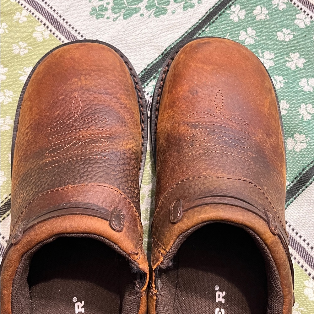 Women’s Roper Crazy Horse Laces mules 8
Round toes. Like new. - Picture 9 of 16